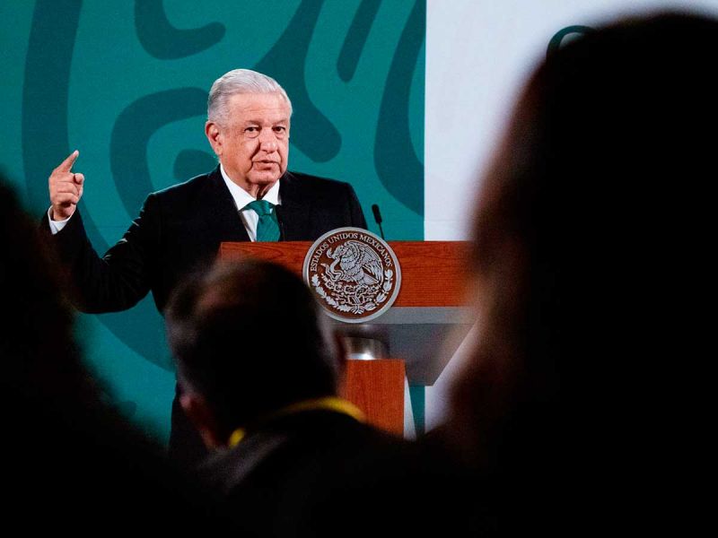 Vamos a seguir apoyando a la UNAM, afirma López Obrador