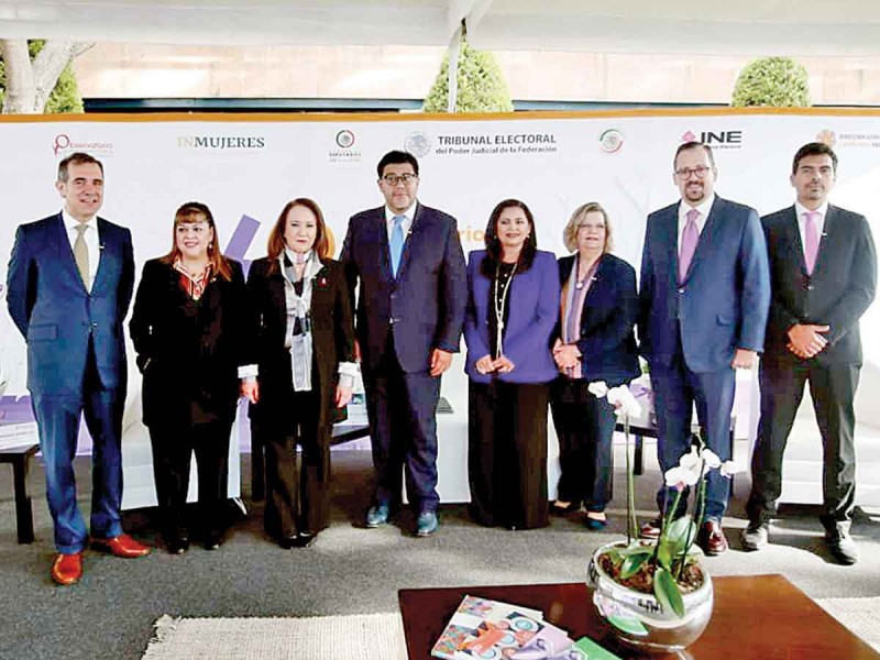 INE y TEPJF llaman a defender democracia; exigen evitar salidas falsas