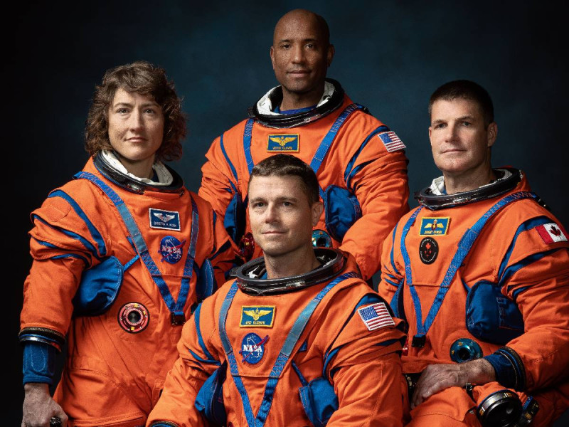 Una mujer y tres hombres: NASA revela tripulación que marcará su regreso a la Luna en 2024