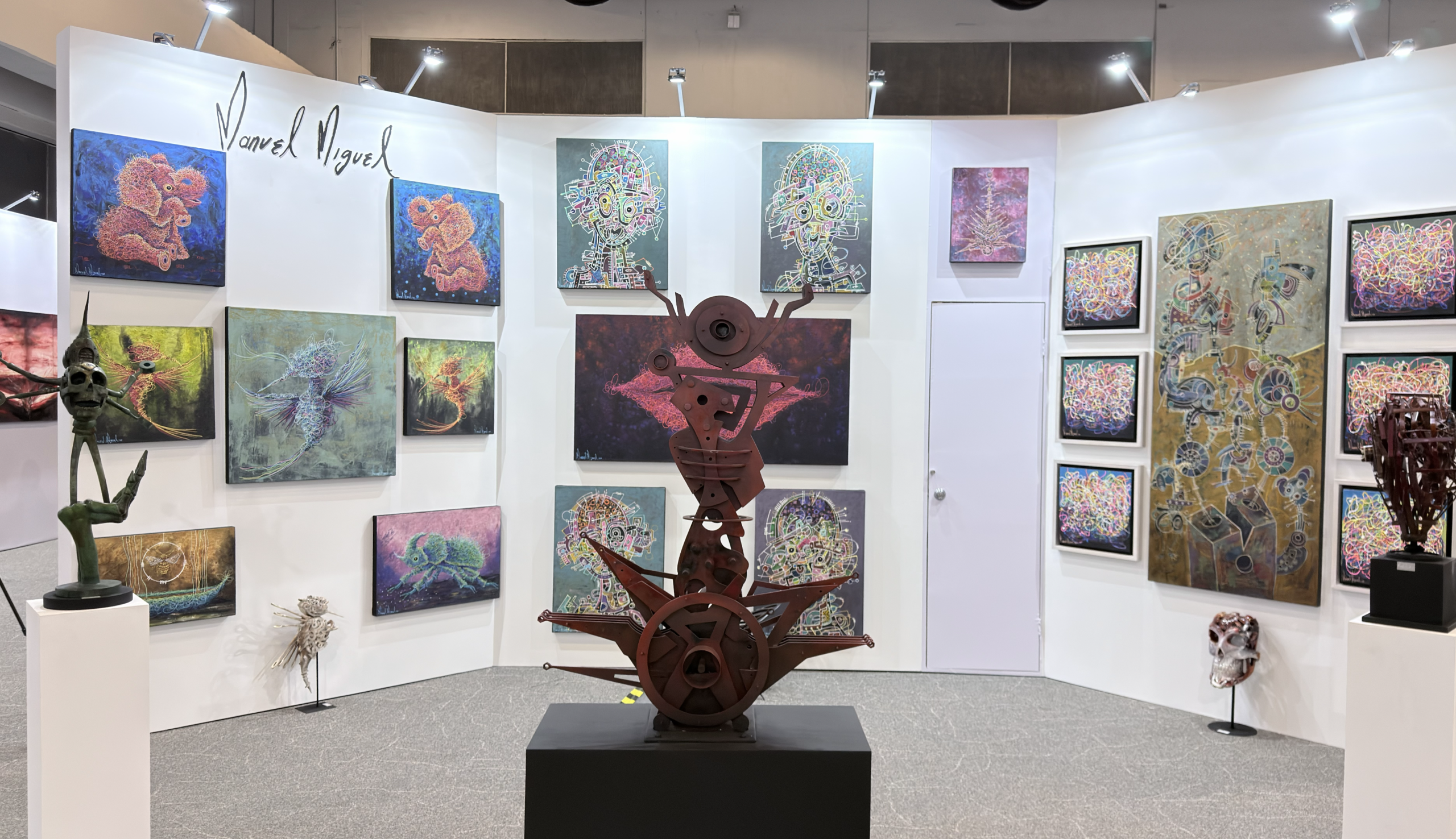 El arte de vivir: descubre la pasión y la magia detrás de los telares de Manuel Miguel, el virtuoso oaxaqueño que revoluciona la textilería con su obra maestra.