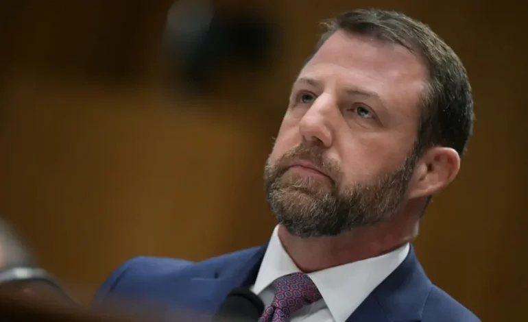 Senador cuestiona con dureza el temperamento del candidato a Seguridad Nacional en polémica audiencia