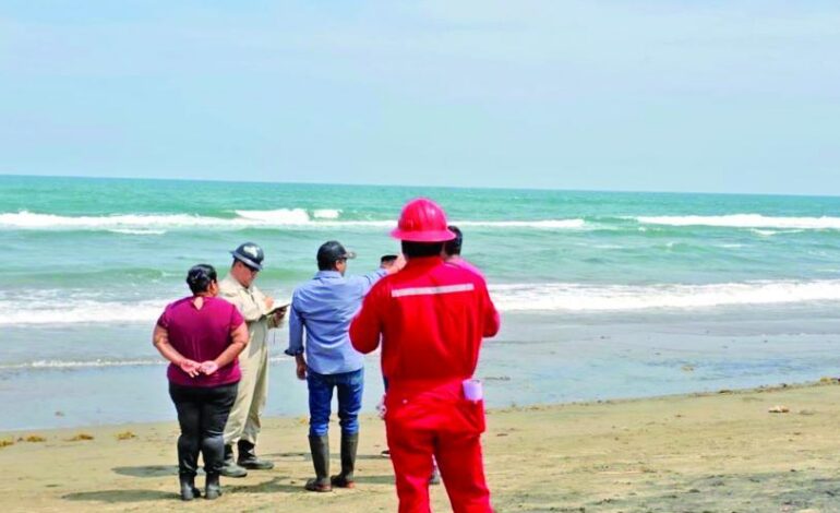 Grave contaminación por derrame de hidrocarburos amenaza ecosistema costero