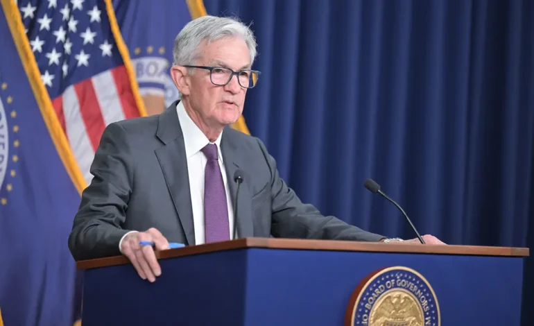 La Fed mantiene su rumbo: Powell reafirma liderazgo pese a investigación en curso